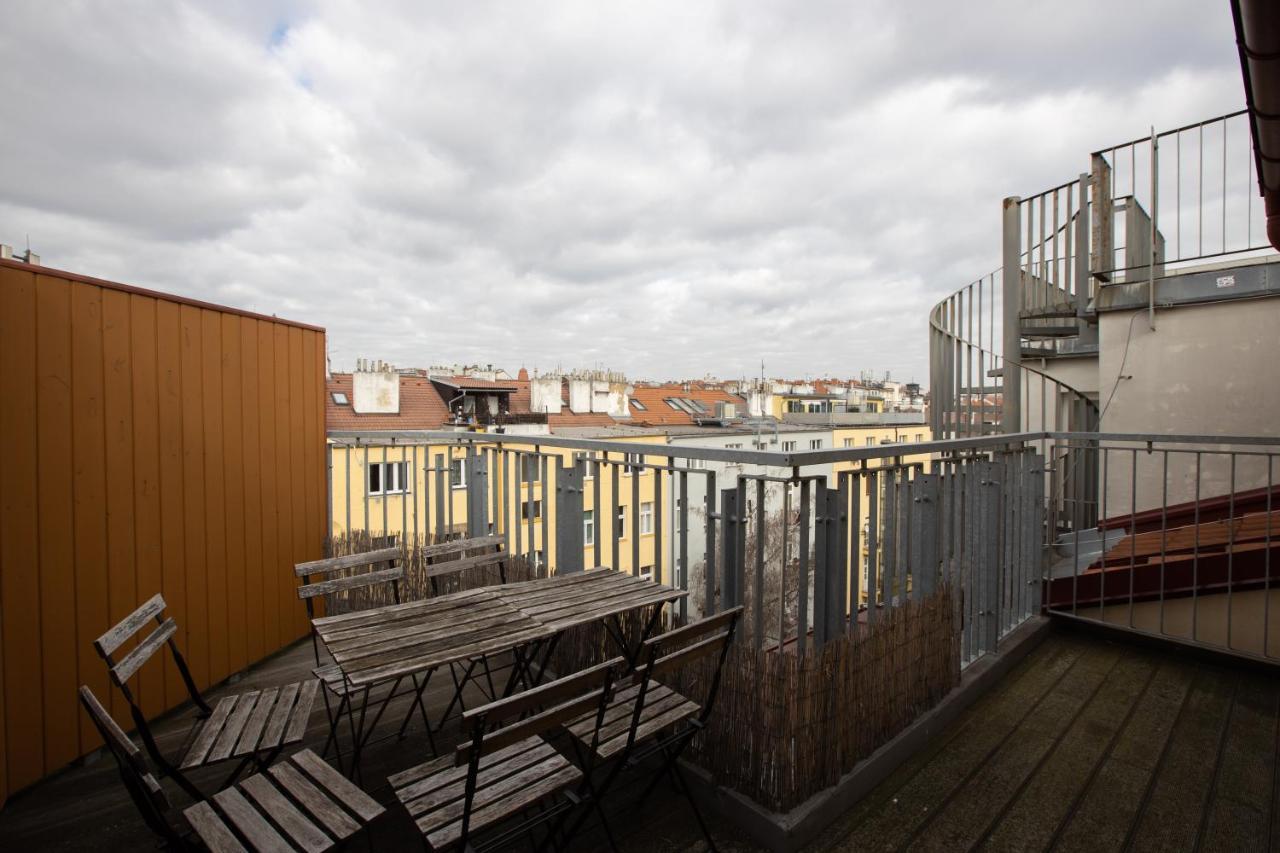 Old Strand Spirit Aparthotel Prague Exterior photo